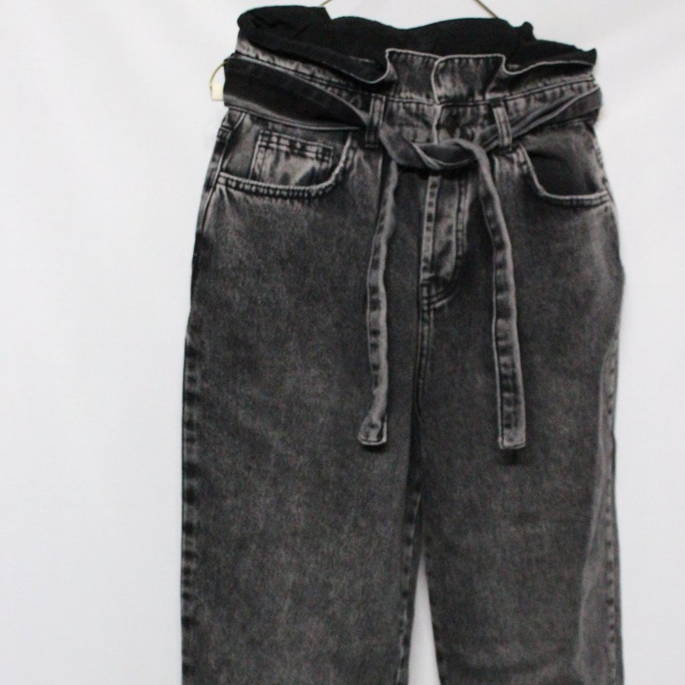 Black High Waisted Jeans - Picture 5 of 6